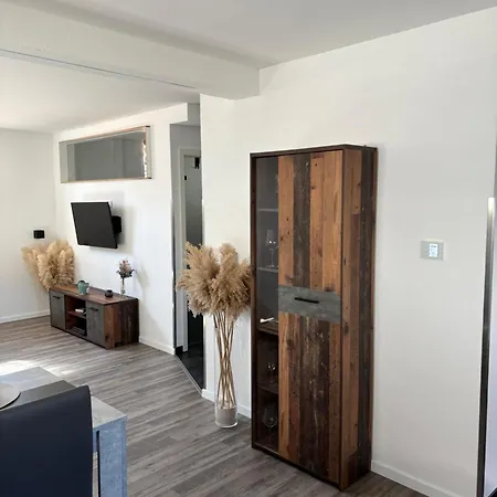 In Der Suedpfalz Апартаменты Zeiskam